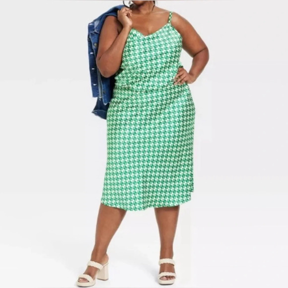 AVA & VIV Satin Graphic Spaghetti Strap Cowl Neck Rolled Hem Elastic Waist NWT - Picture 3 of 7